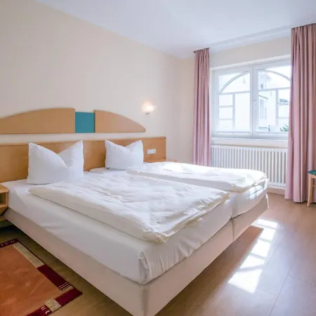 Strandvillen Binz - Ferienwohnung Mit 2 Schlafzimmern Und Balkon Ah-629 Exterior photo